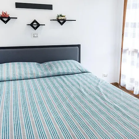 M365 - Marcelli, Nuovo Trilocale Con A/c Lägenhet *